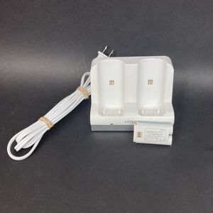 Nyko - Wii Compatible Charging Dock + Battery - White - 87000-A50